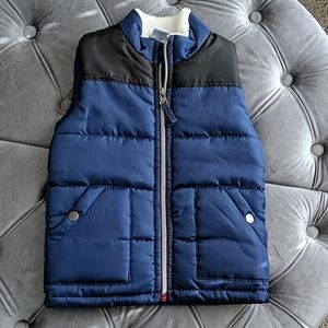 Little Lad puffer vest, navy and black 4T